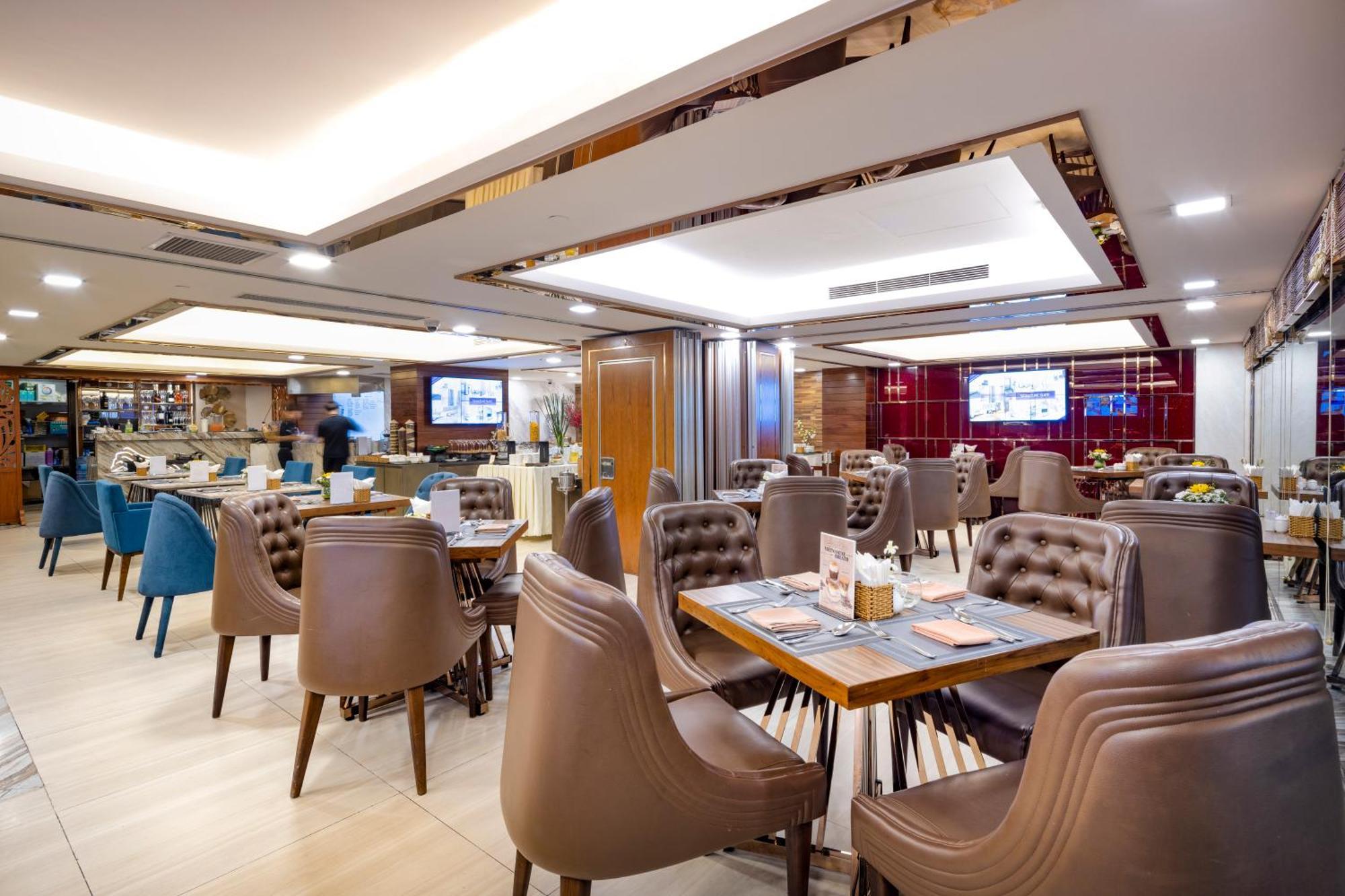 Winsuites Saigon Hotel Bandar Ho Chi Minh Luaran gambar